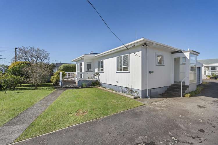 2 Turakina Street Merrilands_16