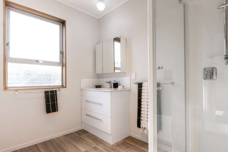 805 Willowpark Road South Akina_8