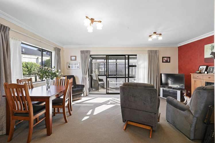 1/30 Whiteley Street_2