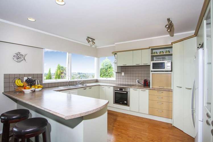 22 Grenada Avenue 10877_8