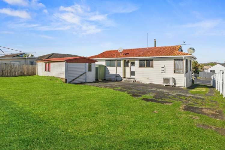 96 Hyperion Drive Randwick Park_12