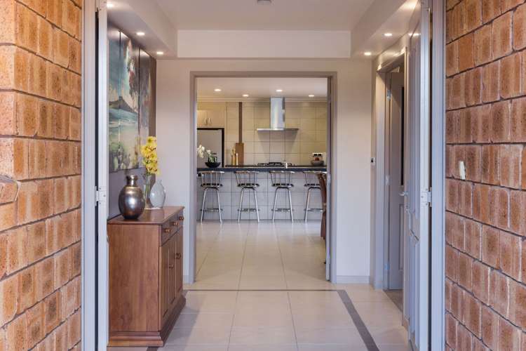 64 Moonlight Drive Rototuna North_4