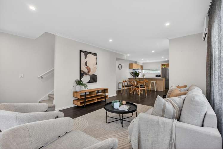 25 Latimer Way Petone_11