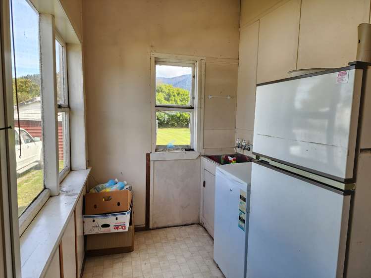 20 Brodie Street Blackball_9