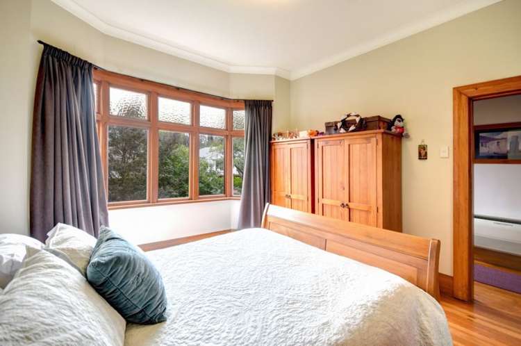 8 Beechworth Street North East Valley_17