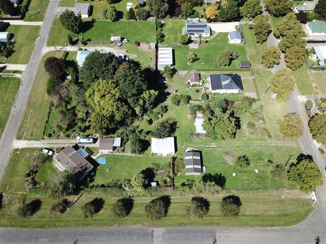 4 Balmoral Street Waiau_3