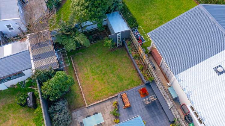 94 Hine Street New Plymouth Central_19