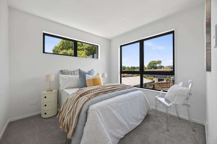 Lot1,2&3/18 Woodglen Road Glen Eden_8