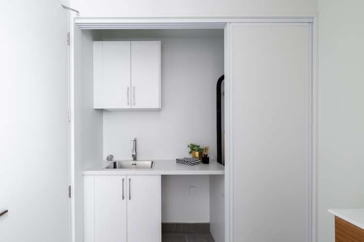 2/152 Woodham Road Linwood_10