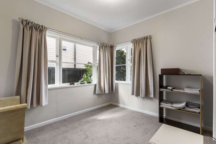 64 Yeovil Road Te Atatu Peninsula_10