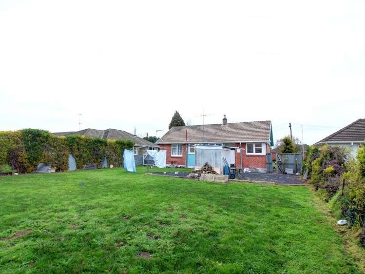 69 Davis Crescent Netherby_8