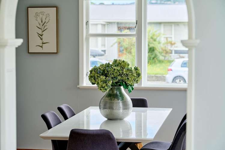 7 Beecham Grove Epuni_8