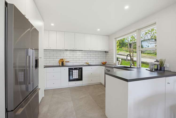 3 Chaucer Way Karori_9