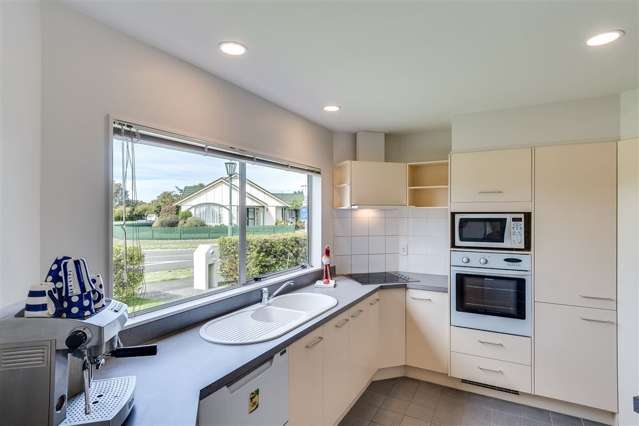 2 Knightsbridge Place Taradale_4