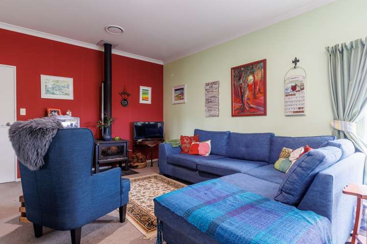 71 Cashmere Drive Fitzherbert_6