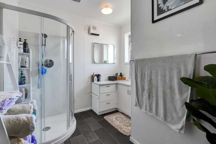 16 Darwin Crescent Spotswood_13