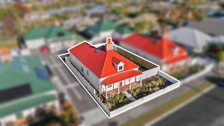 7A Waitikiri Drive Parklands_16