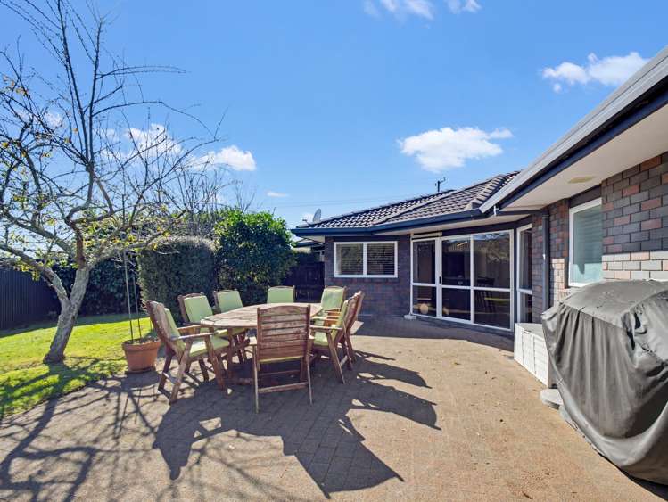 27 Basley Road Owhata_10