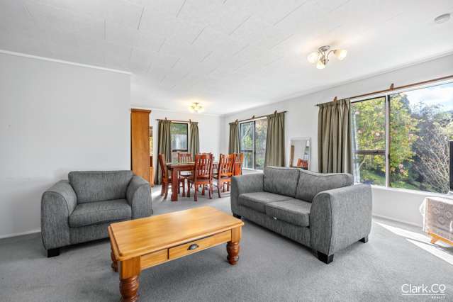 53 Omapere Street Whitby_4