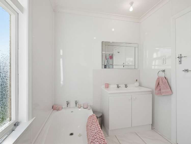 32 Botanical Road Takaro_13