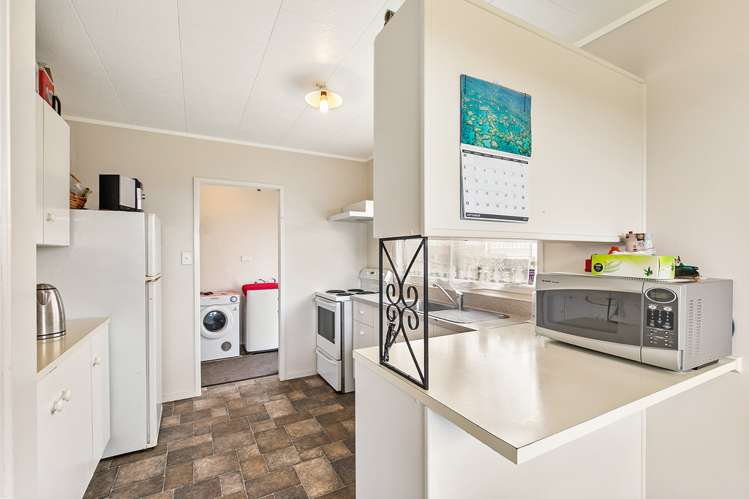 5a Pureora Place Clendon Park_3