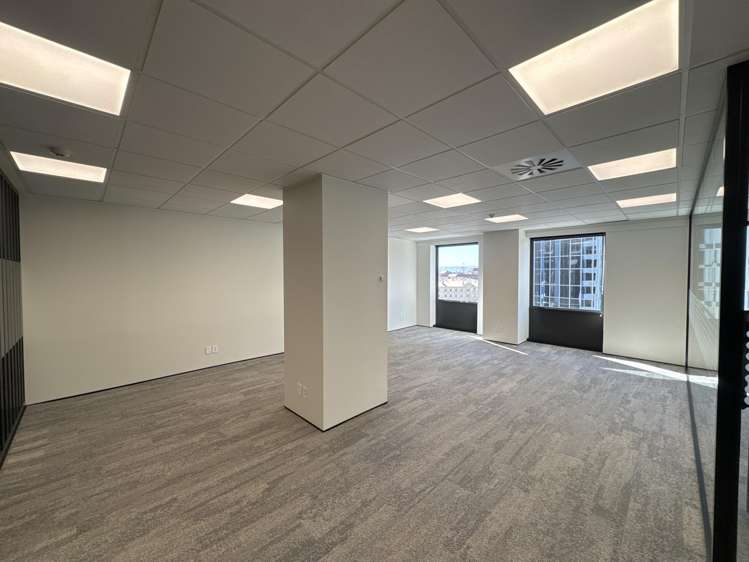 6.4/114 Lambton Quay Wellington Central_8