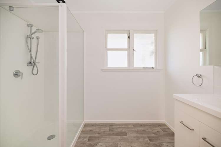 38 Fourteenth Avenue Avenues_16