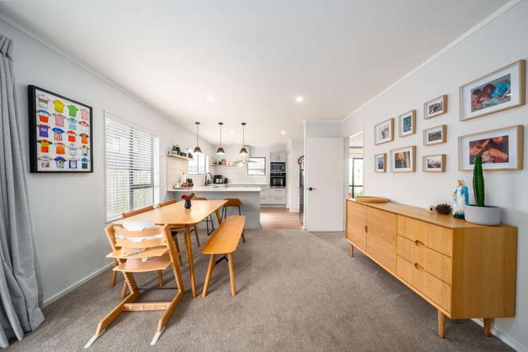 8 Furlong Crescent Churton Park_6