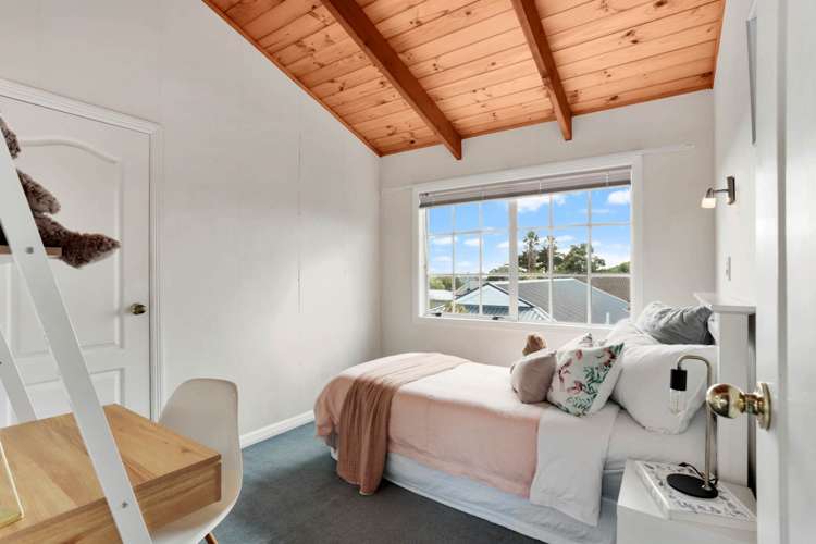 56 Evans Road Glen Eden_9