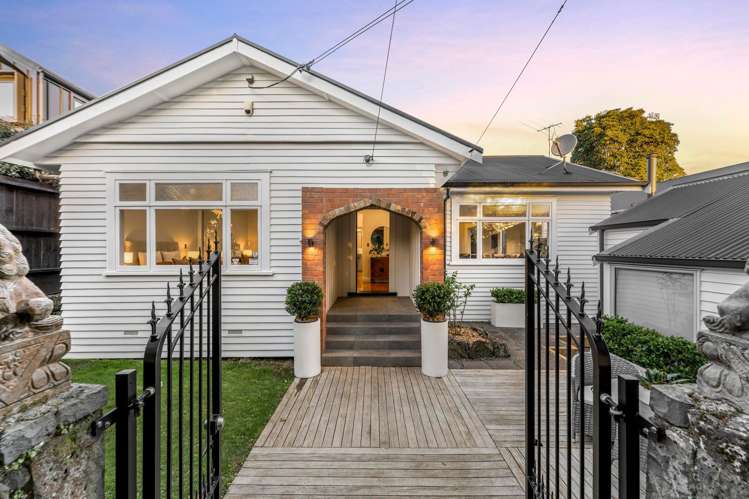 12 Kamahi Street Mount Eden_23