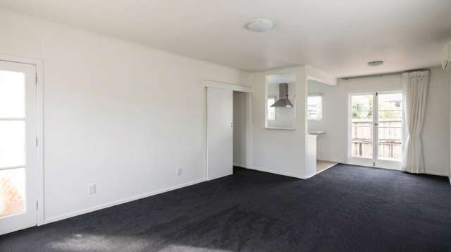 2/21 Raurenga Avenue Royal Oak_3