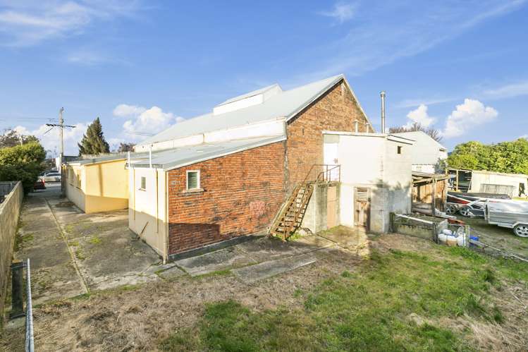 16 Holyhead Street Outram_12