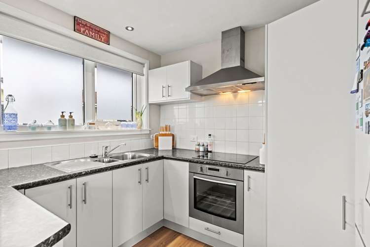 21 La Perouse Place Northcote_21