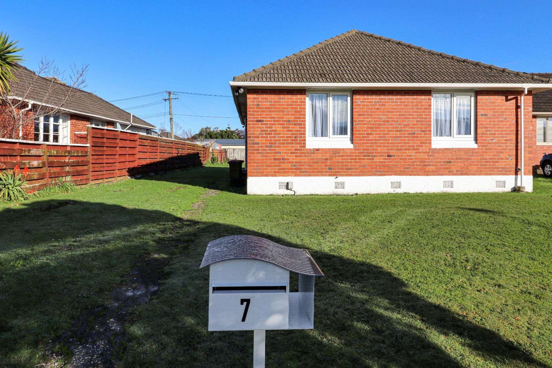 7 Puketapu Grove 1369_0