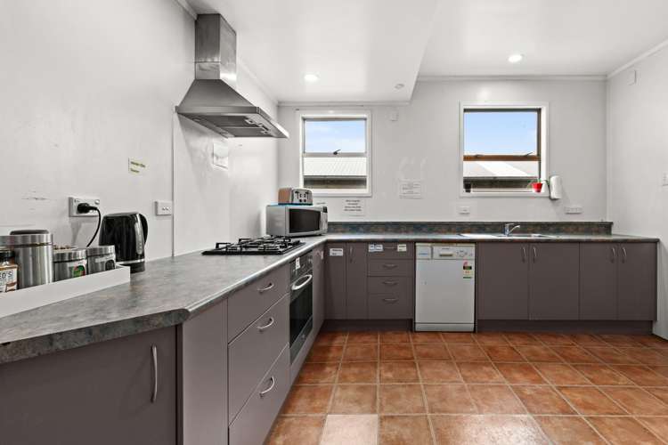 1117 Karamu Road Mayfair_15