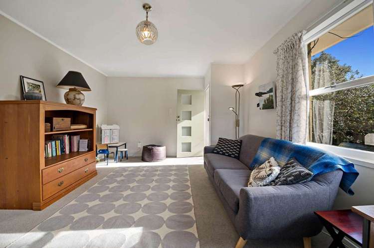 2/15 Lynette Place_4