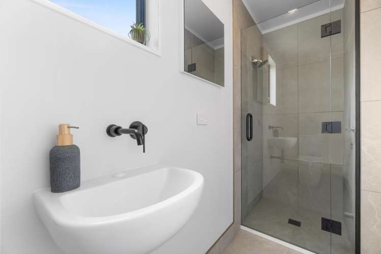 81A East Street Enderley_14