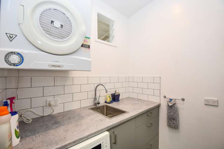 22 Victoria Street Carterton_13