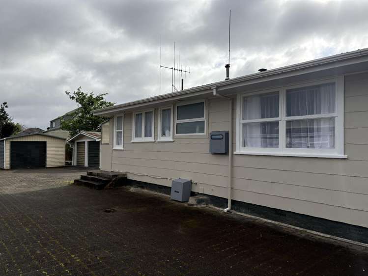 8A Sandleigh Road Hamilton Lake_9