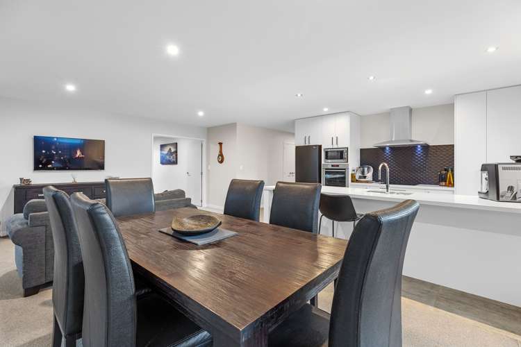 103 Ballintoy Park Drive Welcome Bay_11