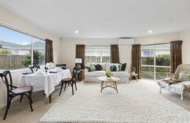 4/63 Main Road Titahi Bay_1