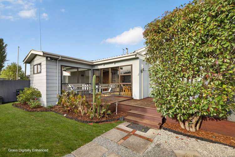 2/146 Beach Road North New Brighton_18