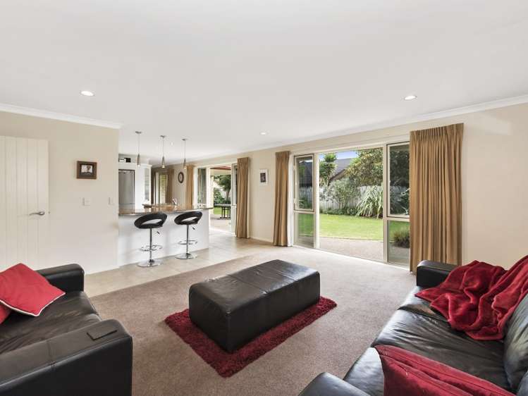 16 Stratford Place Huntington_12