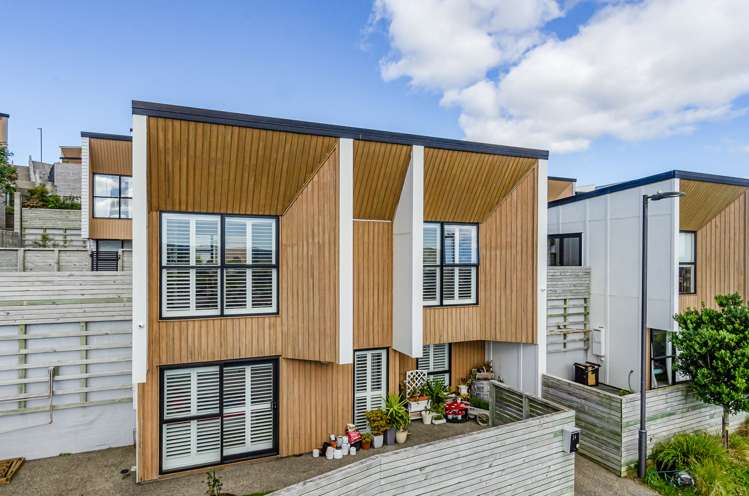 34 Tea Tree Lane Woodridge_21