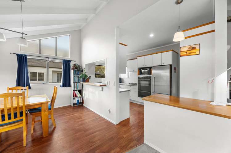 22 Motu Place Mount Wellington_6