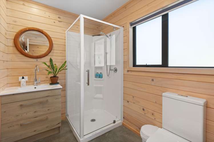 46 Princes Street Waikino_12