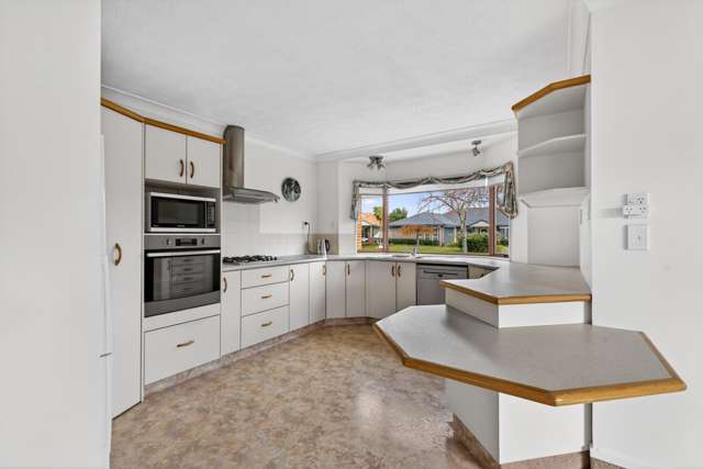 6 Cheval Place Taradale_1
