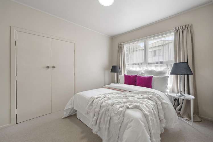 2/23G Gray Avenue Mangere East_12