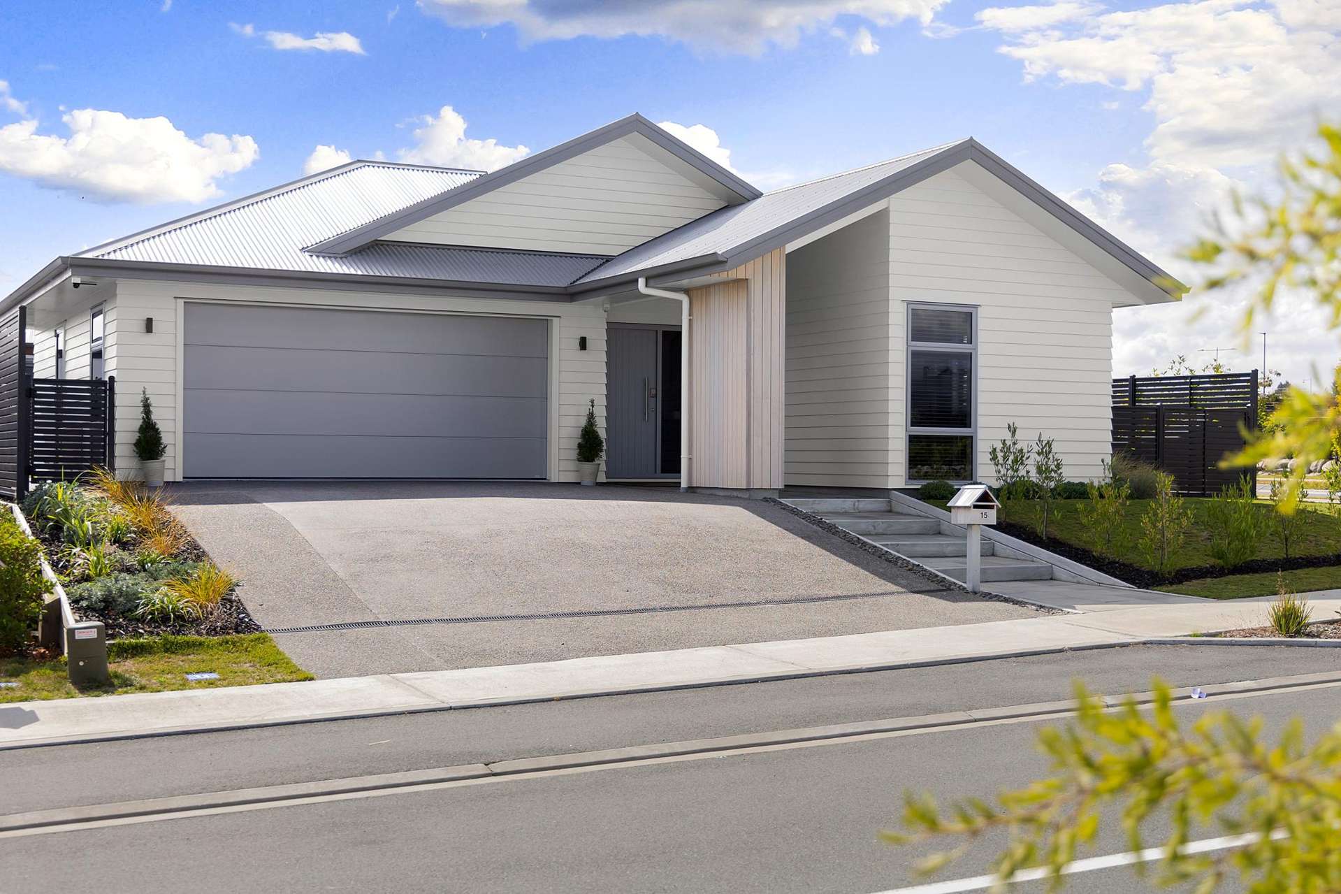 15 Tai Road Wharewaka_0