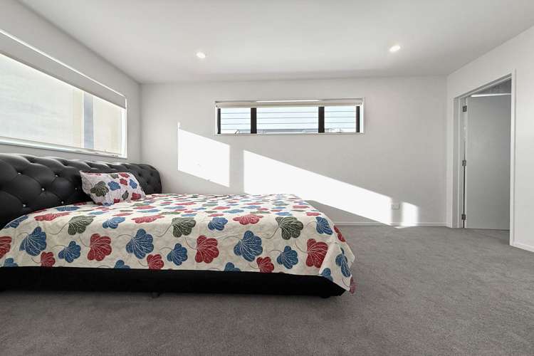 2 Christella Street Flat Bush_10